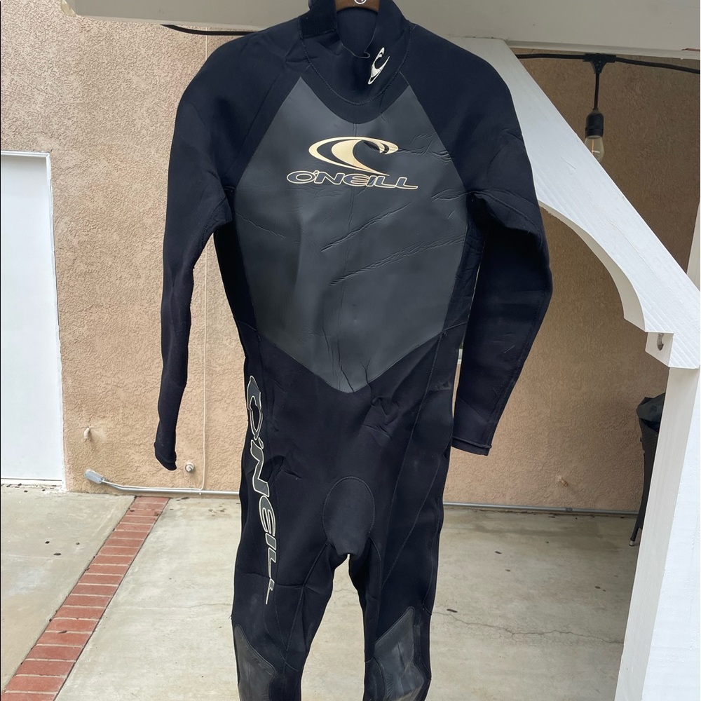 O’Neill Epic Wetsuit- great condition!